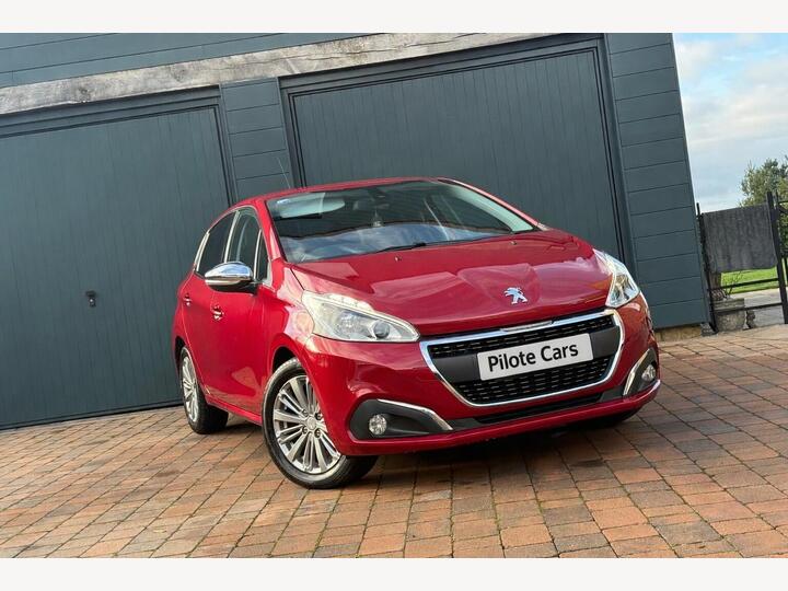 Peugeot 208 1.2 PureTech Allure EAT Euro 6 (s/s) 5dr Peugeot 208 1.2 PureTech Allure EAT Euro 6 (s/s) 5dr