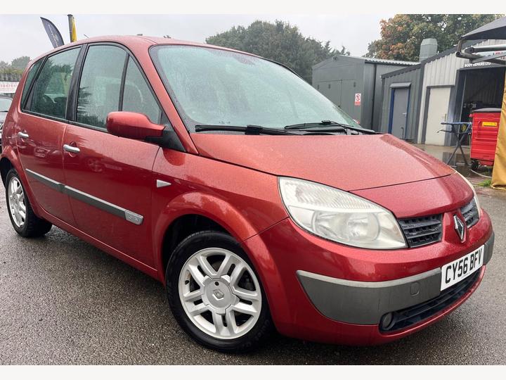 Renault Scenic 1.6 VVT Dynamique S 5dr