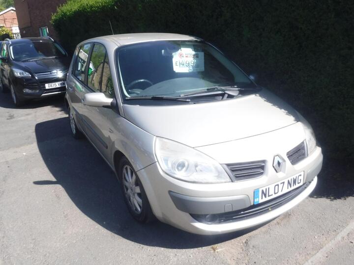 Renault Scenic 1.6 VVT Dynamique 5dr