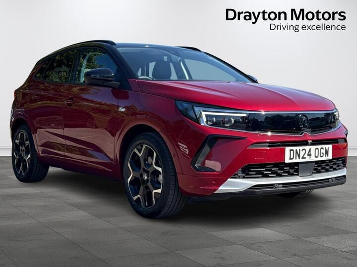 Vauxhall Grandland 1.6 14.2kWh Ultimate Auto Euro 6 (s/s) 5dr
