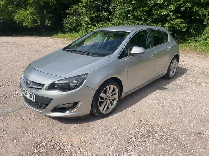 Vauxhall Astra 1.6 16v Tech Line GT Euro 5 5dr