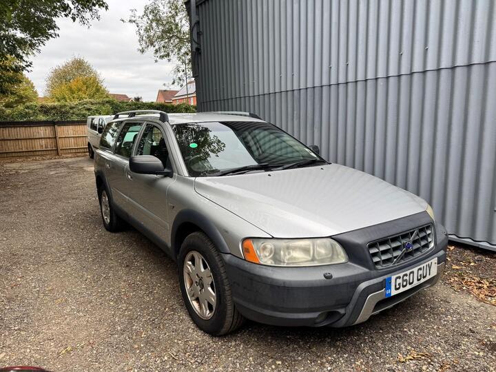 Volvo XC70 2.4D SE Geartronic 5dr