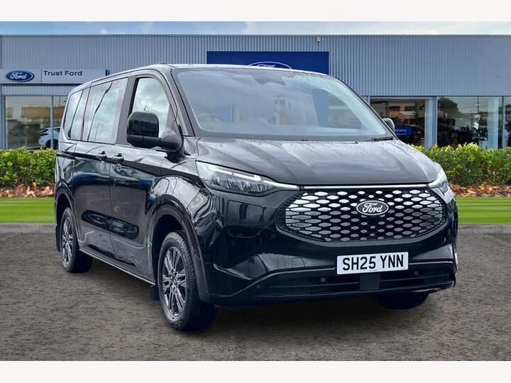 Ford E-Tourneo Custom 340 65kWh Titanium Auto L1 5dr