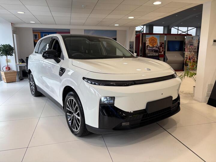 Leapmotor B10 67.1kWh Auto 5dr