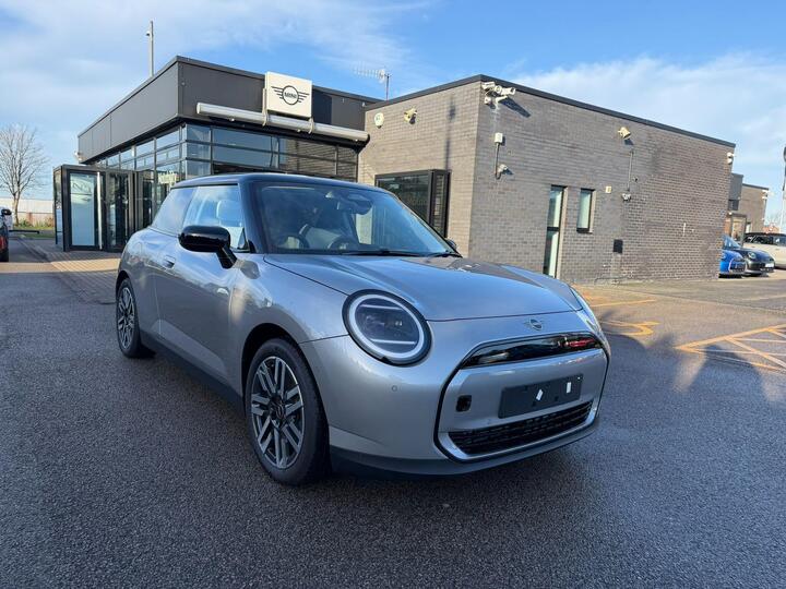 MINI Electric Cooper E 40.7kWh Classic Auto 3dr