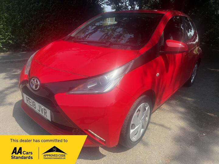 Toyota AYGO 1.0 VVT-i X-play Euro 6 5dr