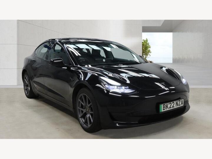 Tesla Model 3 Standard Range Plus Auto RWD 4dr