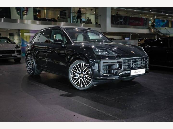 Porsche Cayenne 3.0 V6 E-Hybrid 25.9kWh Black Edition TiptronicS 4WD Euro 6 (s/s) 5dr