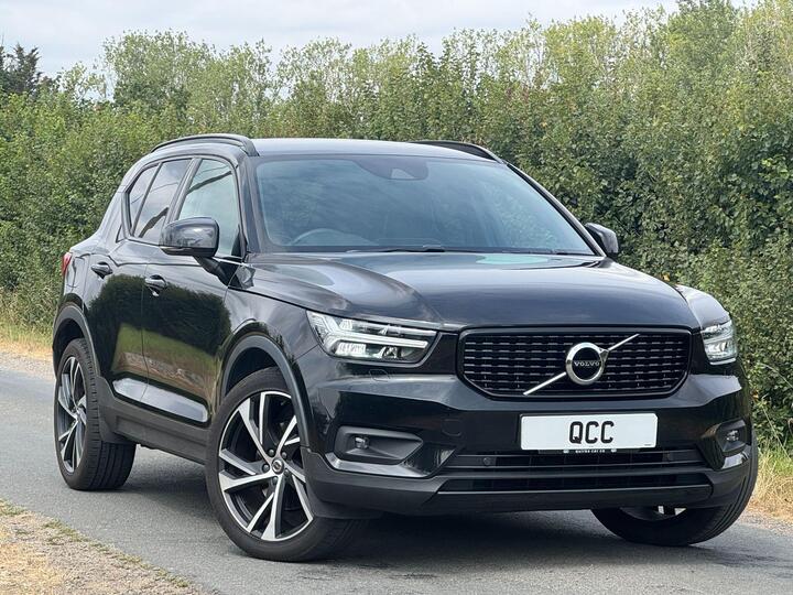 Volvo XC40 2.0 B4 MHEV R-Design Pro Auto Euro 6 (s/s) 5dr