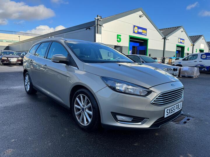 Ford Focus 1.6 Titanium Powershift Euro 6 5dr