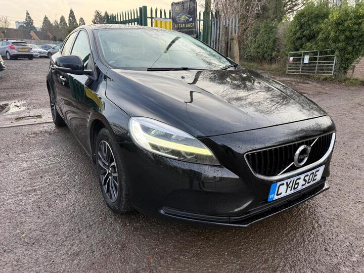 Volvo V40 2.0 D2 Momentum Euro 6 (s/s) 5dr