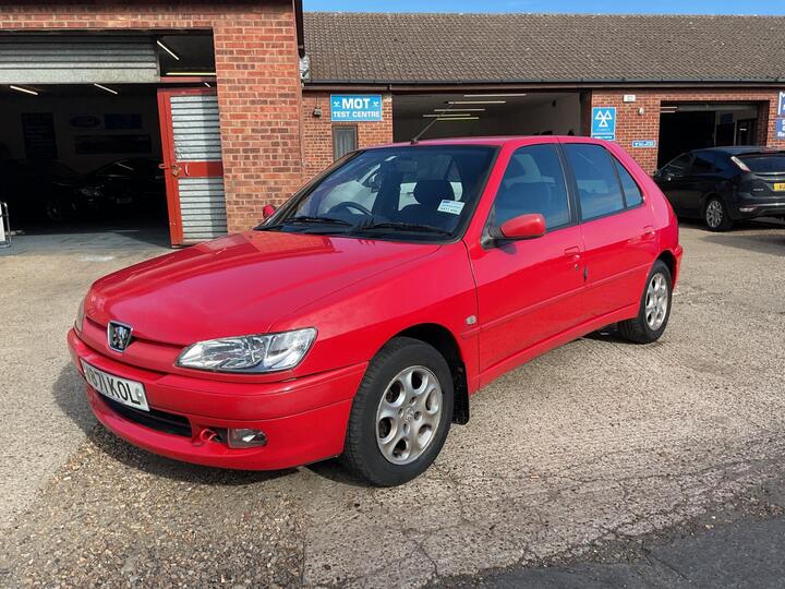 Peugeot 306 1.9D L 5dr