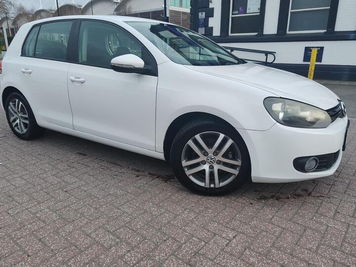 Volkswagen Golf Automatic 1200cc