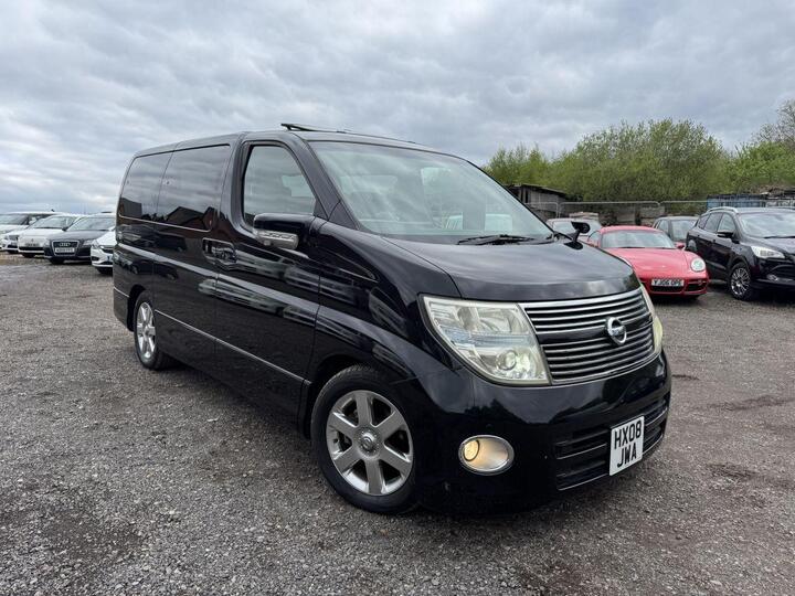 Nissan ELGRAND 2.5 SERIES 3 HIGHWAY STAR Nissan ELGRAND 2.5 SERIES 3 HIGHWAY STAR