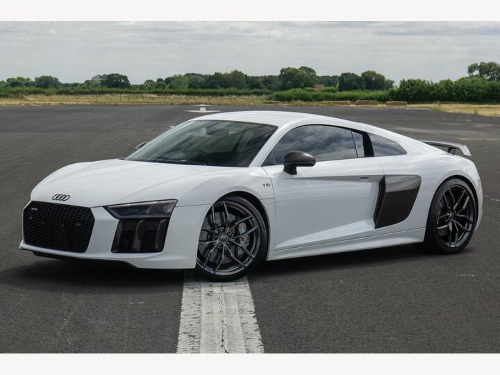 Audi R8 5.2 FSI V10 Plus S Tronic Quattro Euro 6 (s/s) 2dr
