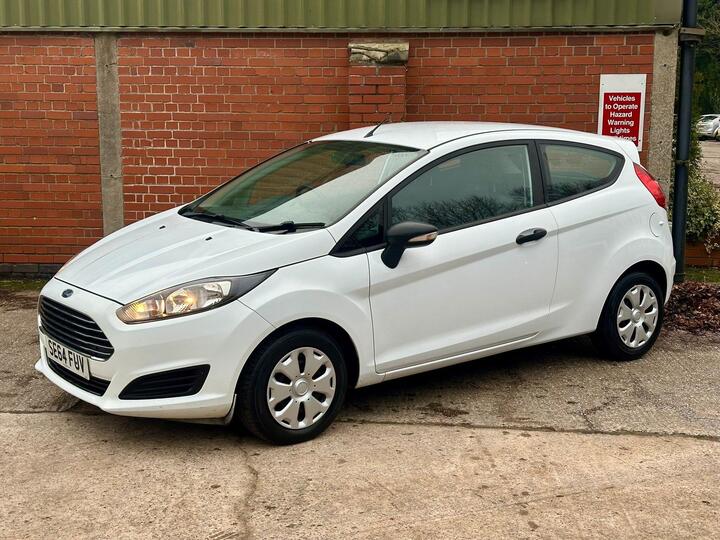 Ford Fiesta 1.25 Studio Euro 5 3dr