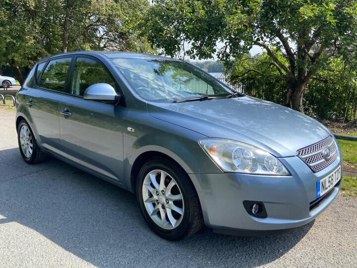 Kia Ceed 1.6 CRDi LS 5dr