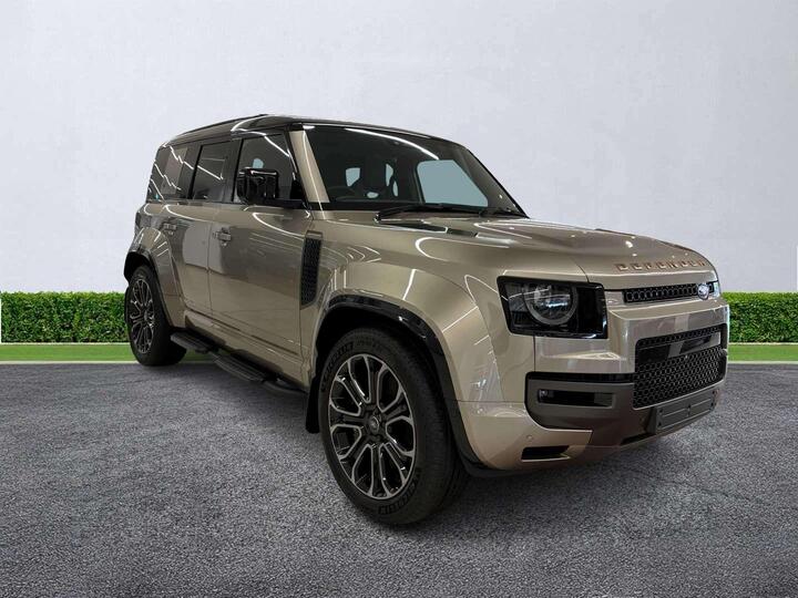 Land Rover DEFENDER 4.4 P635 V8 MHEV OCTA Auto 4WD Euro 6 (s/s) 5dr