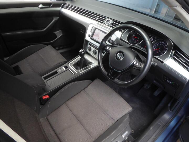 Volkswagen Passat 2.0 TDI SE Business Euro 6 (s/s) 5dr