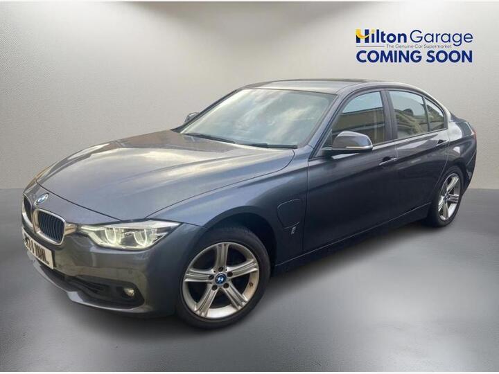 BMW 3 SERIES 2.0 330e 7.6kWh SE Auto Euro 6 (s/s) 4dr BMW 3 SERIES 2.0 330e 7.6kWh SE Auto Euro 6 (s/s) 4dr