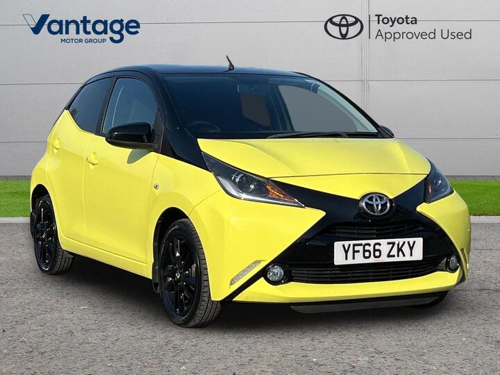 Toyota AYGO 1.0 VVT-i X-cite 3 Yellow Bi-Tone Euro 6 5dr