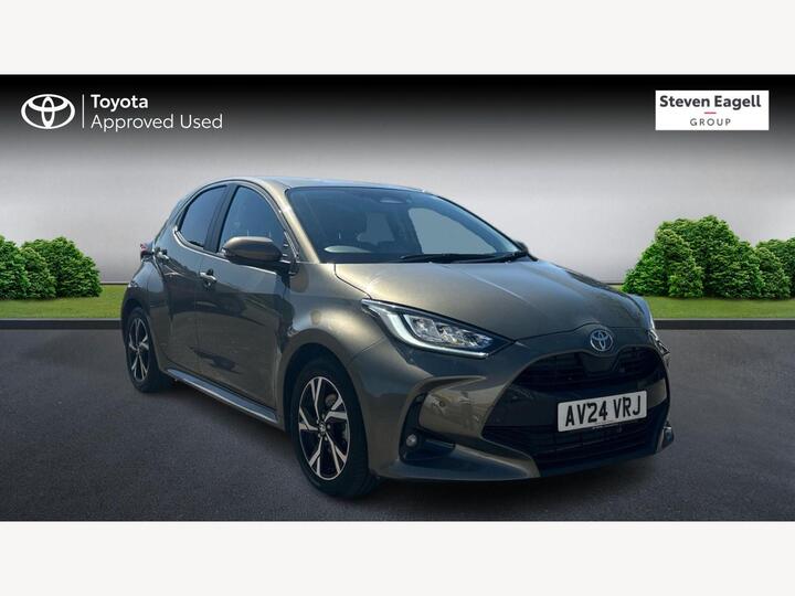 Toyota Yaris 1.5 VVT-h Design E-CVT Euro 6 (s/s) 5dr