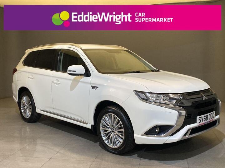 Mitsubishi Outlander 2.4h TwinMotor 13.8kWh Juro CVT 4WD Euro 6 (s/s) 5dr Mitsubishi Outlander 2.4h TwinMotor 13.8kWh Juro CVT 4WD Euro 6 (s/s) 5dr