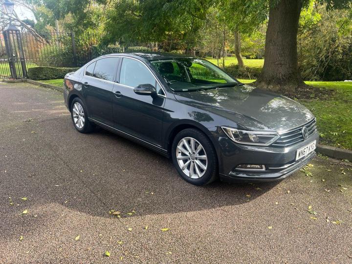 Volkswagen PASSAT 1.6 TDI SE Business DSG Euro 6 (s/s) 4dr