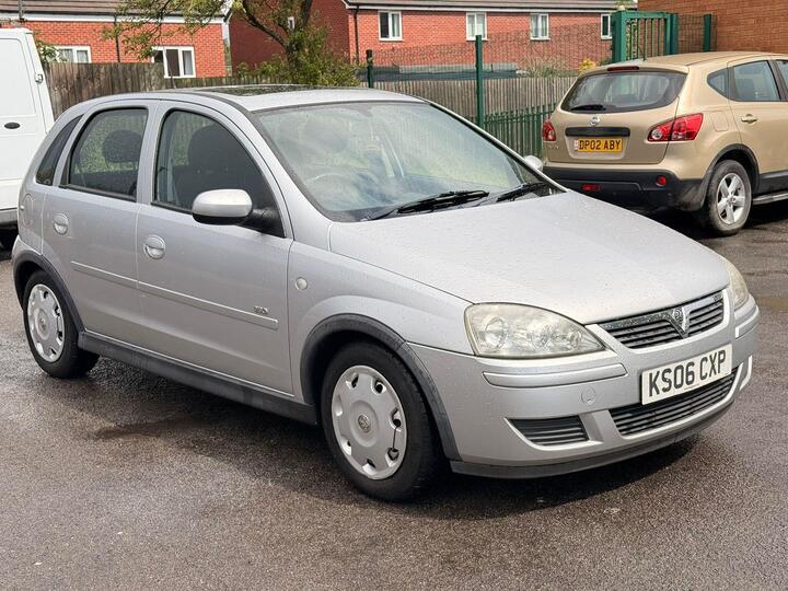 Vauxhall Corsa 1.2i 16v Design 5dr (a/c) Vauxhall Corsa 1.2i 16v Design 5dr (a/c)
