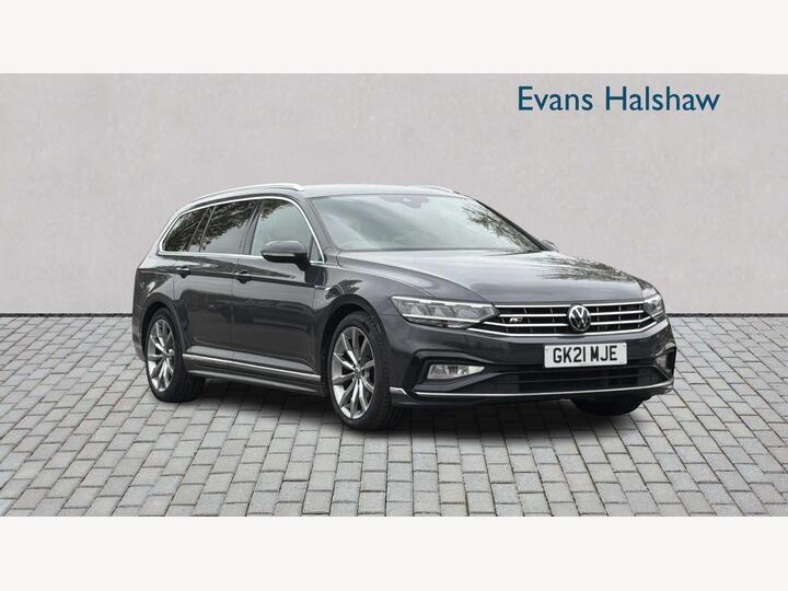 Volkswagen PASSAT DIESEL ESTATE 2.0 TDI EVO R-Line DSG Euro 6 (s/s) 5dr Volkswagen PASSAT DIESEL ESTATE 2.0 TDI EVO R-Line DSG Euro 6 (s/s) 5dr