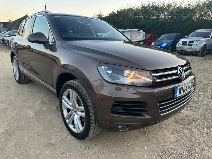 Volkswagen Touareg 3.0 TDI V6 BlueMotion Tech SE Tiptronic 4WD Euro 5 (s/s) 5dr
