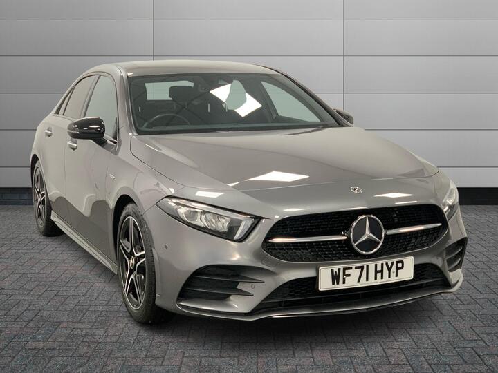 Mercedes-Benz A Class 1.3 A200 AMG Line Edition (Premium) 7G-DCT Euro 6 (s/s) 4dr Mercedes-Benz A Class 1.3 A200 AMG Line Edition (Premium) 7G-DCT Euro 6 (s/s) 4dr