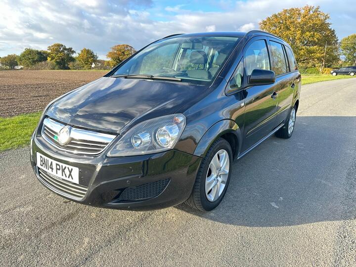 Vauxhall Zafira 1.8 16V Exclusiv Euro 5 5dr Vauxhall Zafira 1.8 16V Exclusiv Euro 5 5dr