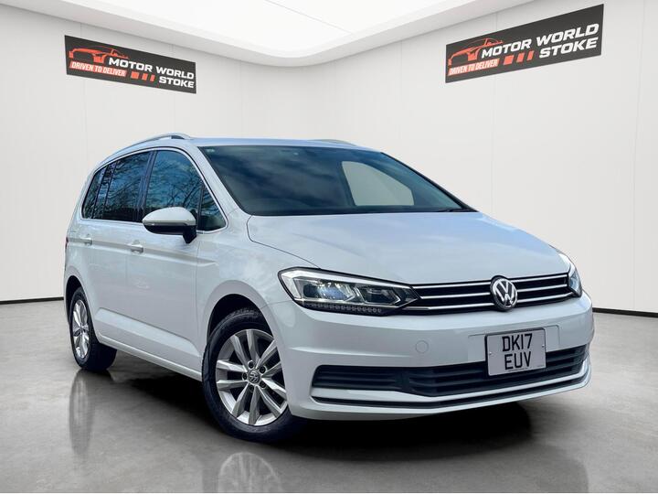 Volkswagen Touran 1.4 TSI SEL DSG Euro 6 (s/s) 5dr Volkswagen Touran 1.4 TSI SEL DSG Euro 6 (s/s) 5dr