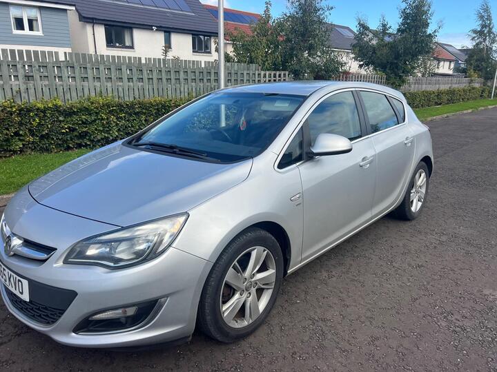 Vauxhall Astra 2.0 CDTi EcoFLEX SRi Euro 5 (s/s) 5dr