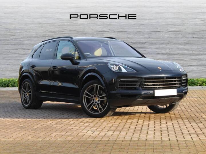 Porsche Cayenne 3.0 V6 E-Hybrid 17.9kWh Platinum Edition TiptronicS 4WD Euro 6 (s/s) 5dr (3.6kW Charger) Porsche Cayenne 3.0 V6 E-Hybrid 17.9kWh Platinum Edition TiptronicS 4WD Euro 6 (s/s) 5dr (3.6kW Charger)