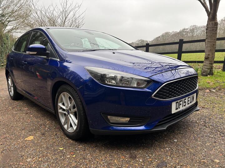 Ford Focus 1.6 Zetec Powershift Euro 6 5dr