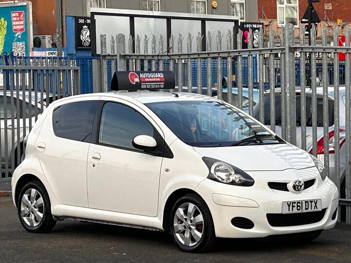 Toyota AYGO 1.0 VVT-i Go Euro 5 5dr