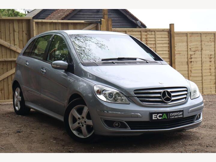 Mercedes-Benz B Class 1.5 B150 SE Autotronic 5dr Mercedes-Benz B Class 1.5 B150 SE Autotronic 5dr