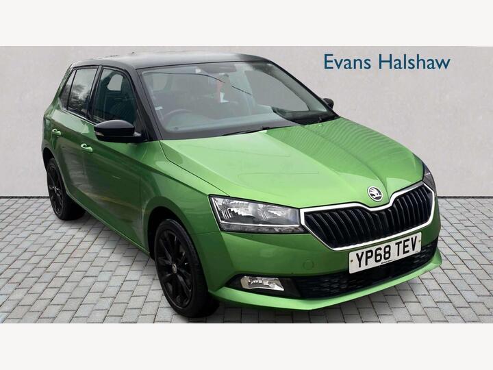 Skoda FABIA HATCHBACK SPECIAL EDITIONS 1.0 TSI Colour Edition Euro 6 (s/s) 5dr Skoda FABIA HATCHBACK SPECIAL EDITIONS 1.0 TSI Colour Edition Euro 6 (s/s) 5dr