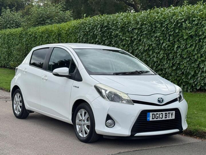 Toyota Yaris 1.5 VVT-h T4 CVT Euro 5 5dr