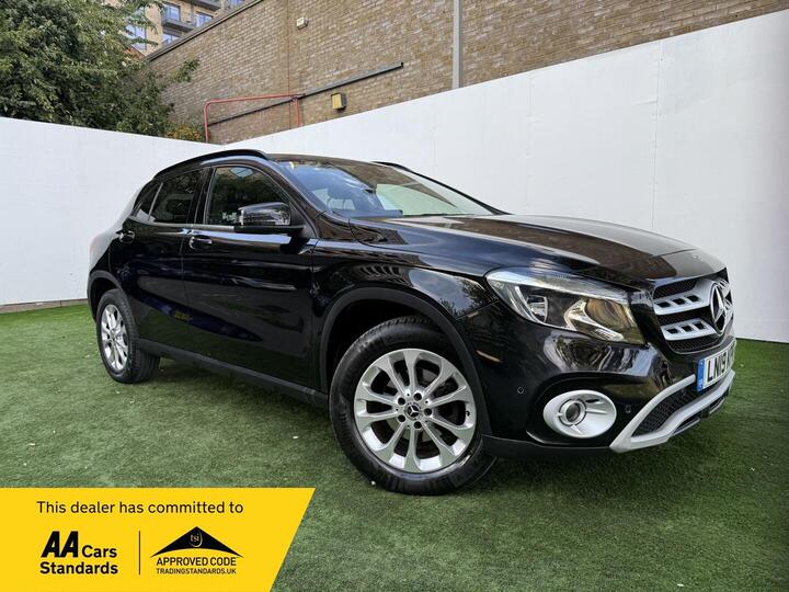 Mercedes-Benz GLA 1.6 GLA200 SE (Executive) 7G-DCT Euro 6 (s/s) 5dr