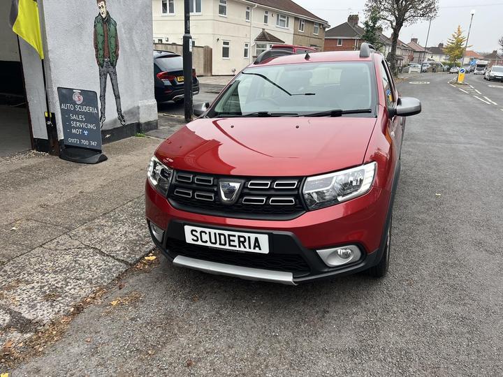 Dacia Sandero Stepway 0.9 TCe Essential Euro 6 (s/s) 5dr