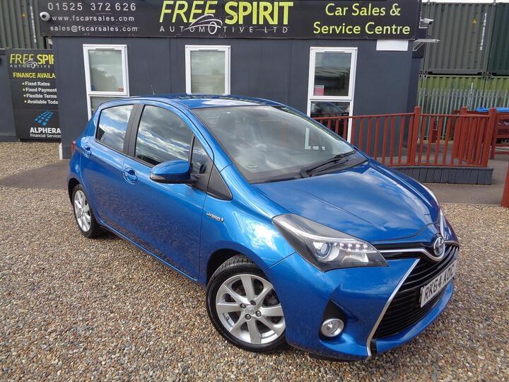 Toyota Yaris 1.5 VVT-h Excel E-CVT Euro 6 5dr (15in Alloy)