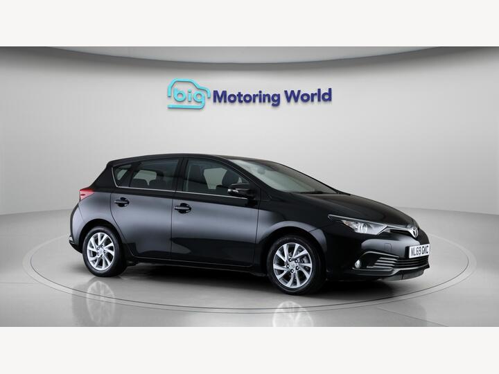 Toyota Auris 1.2 VVT-i Icon Tech Euro 6 (s/s) 5dr