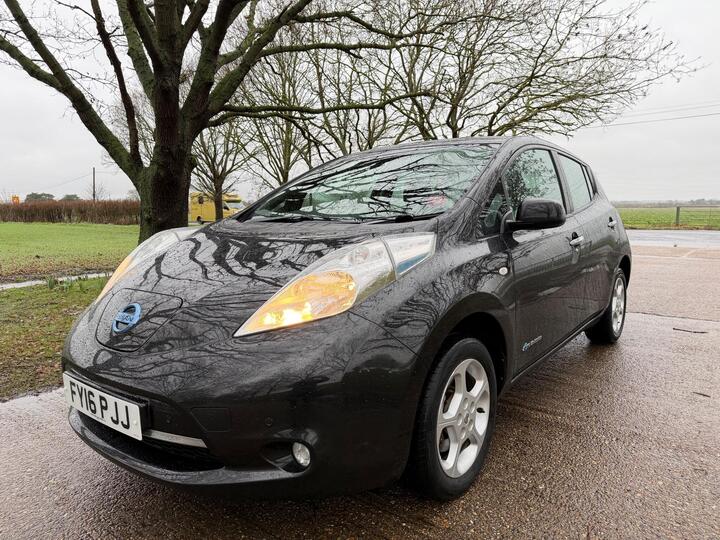 Nissan Leaf 24kWh Acenta Auto 5dr