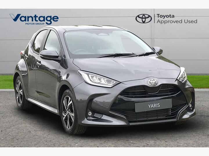 Toyota Yaris 1.5 VVT-h Design E-CVT Euro 6 (s/s) 5dr