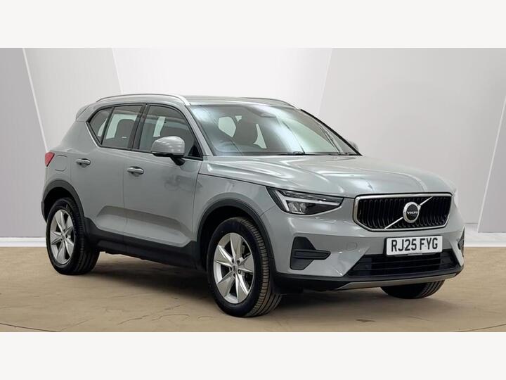 Volvo XC40 2.0 B3 MHEV Core DCT Auto Euro 6 (s/s) 5dr