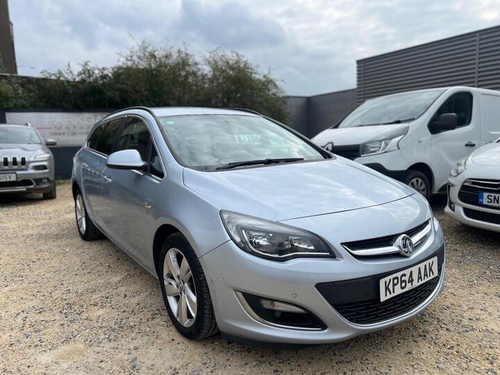 Vauxhall Astra 1.6 16V SRi Sports Tourer Euro 5 5dr Vauxhall Astra 1.6 16V SRi Sports Tourer Euro 5 5dr