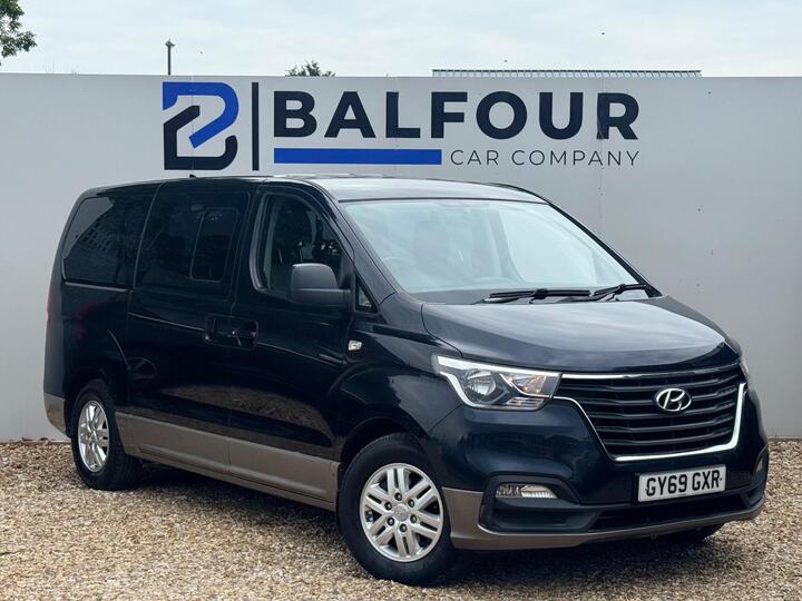 Hyundai I800 2.5 CRDi SE Nav Euro 6 5dr Hyundai I800 2.5 CRDi SE Nav Euro 6 5dr